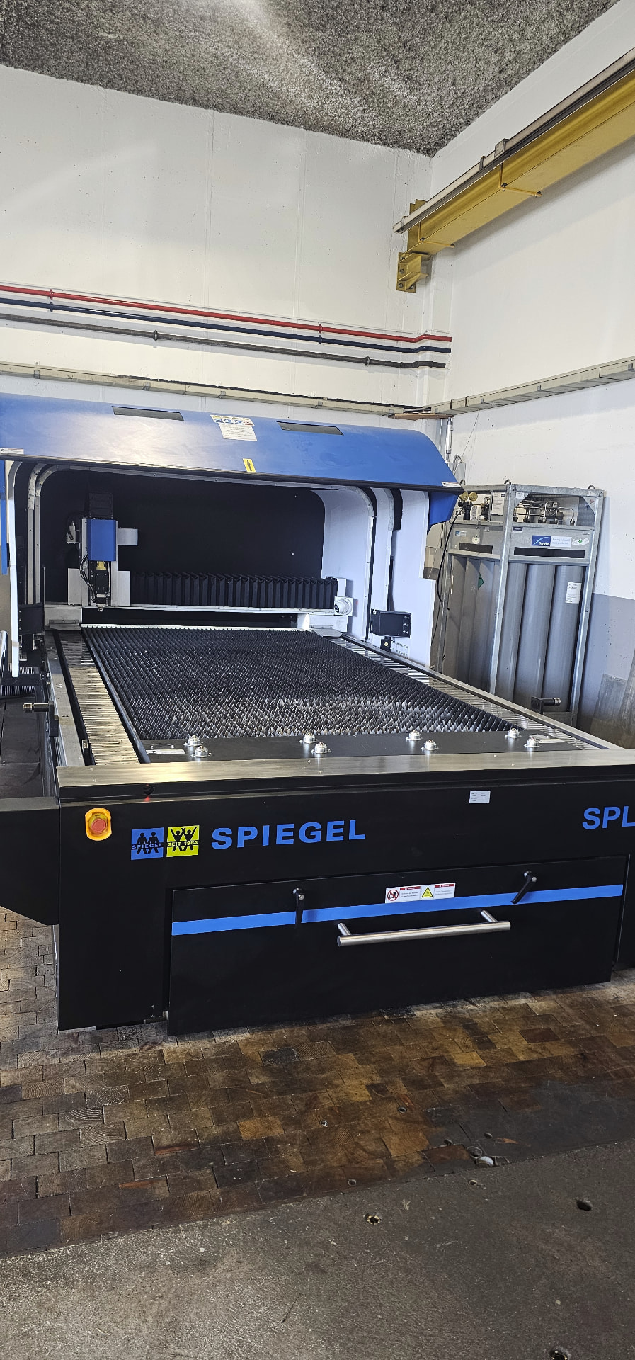 Table de découpe du laser Spiegel 3000 × 1500 mm