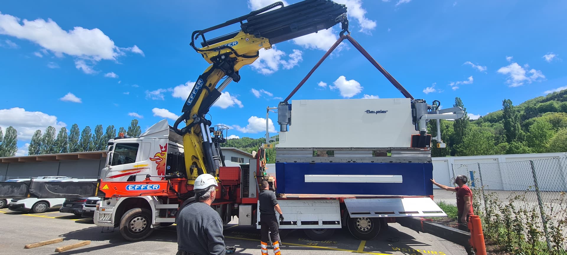 Transport et levage d'une presse plieuse